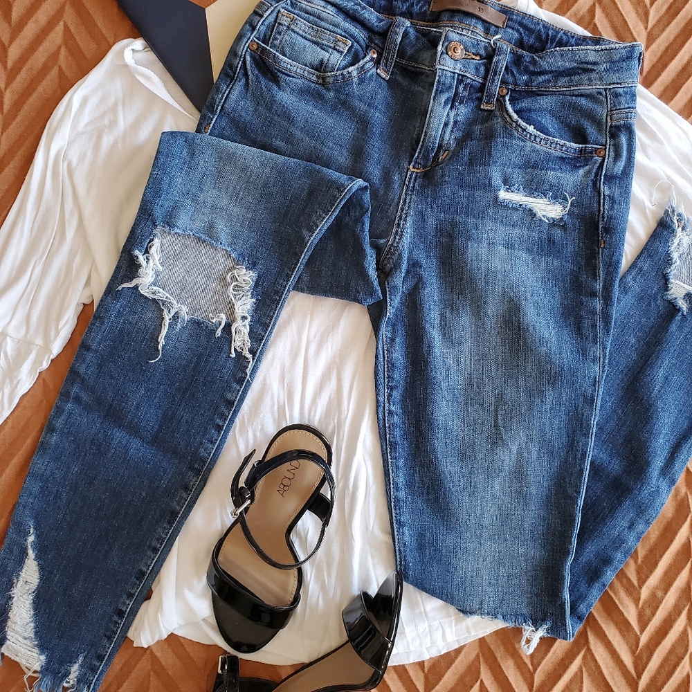 Joe's Jeans Sarah Distressed Skinny Jeans